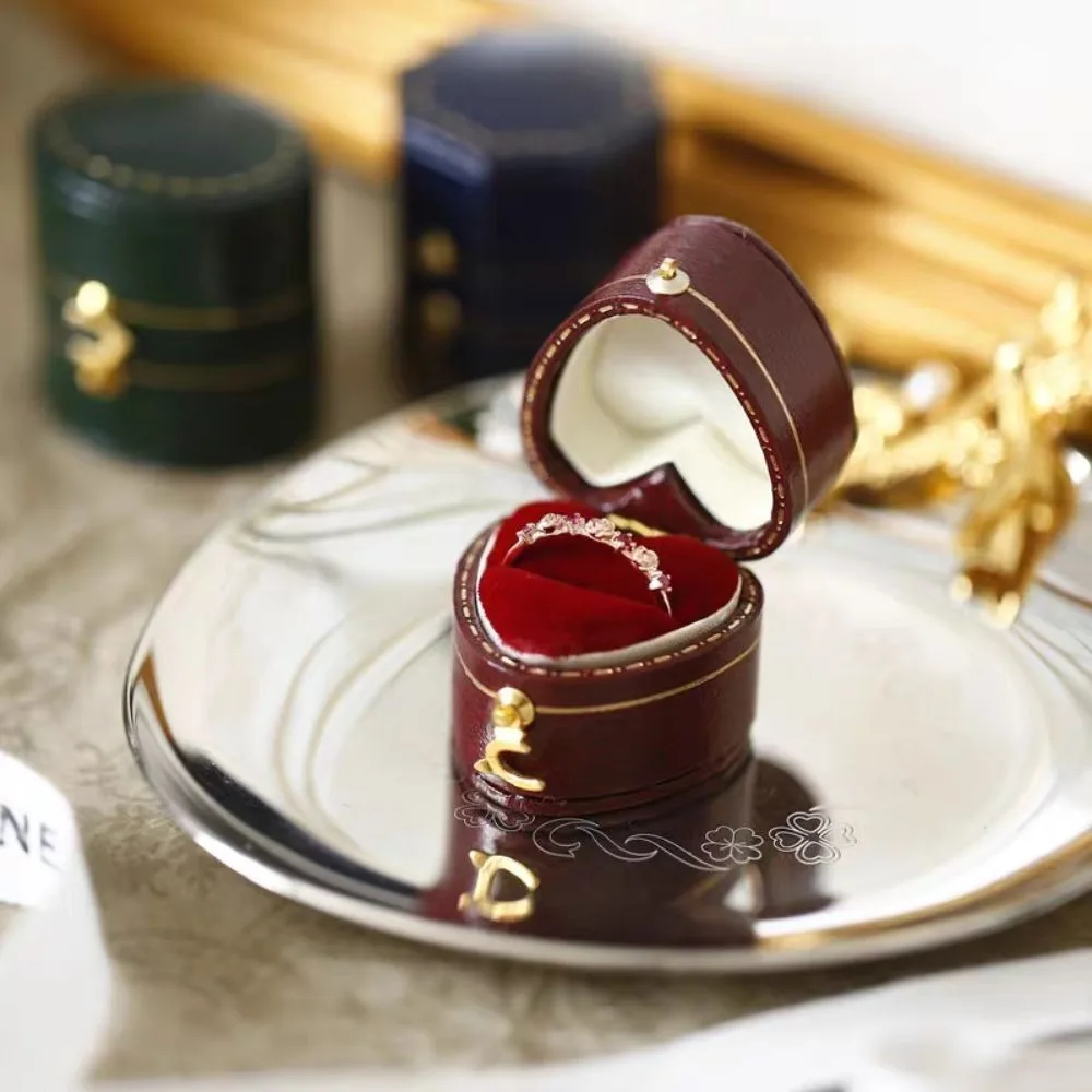 منظم التخزين أقراط مثمنة صندوق خاتم على شكل قلب عالي الجودة عرض المجوهرات علبة مجوهرات مربعة الزفاف