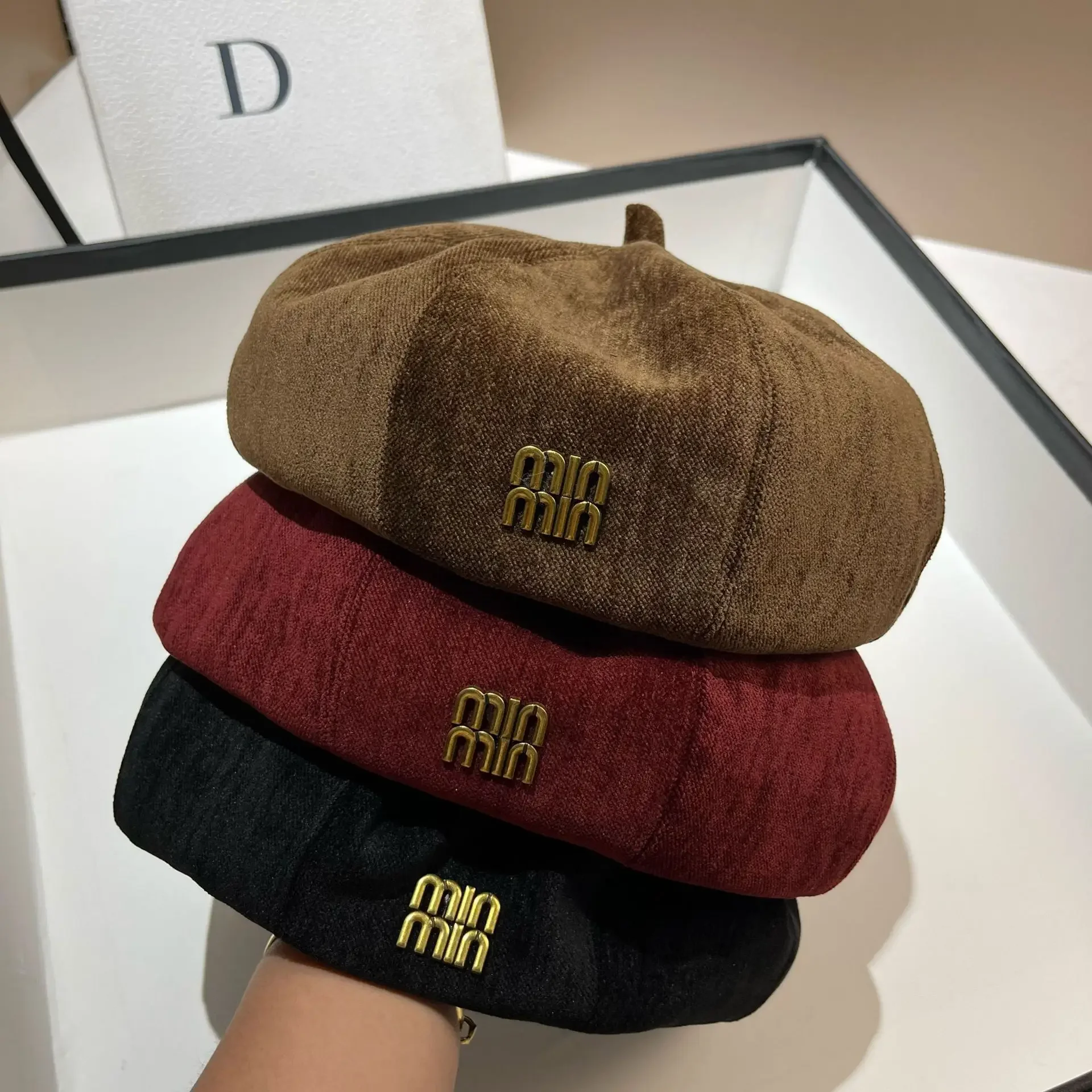 

2025 Korean Style Retro Beret - Sweet & Cute Design, Flattering Face Shape, Perfect for Daily Wear