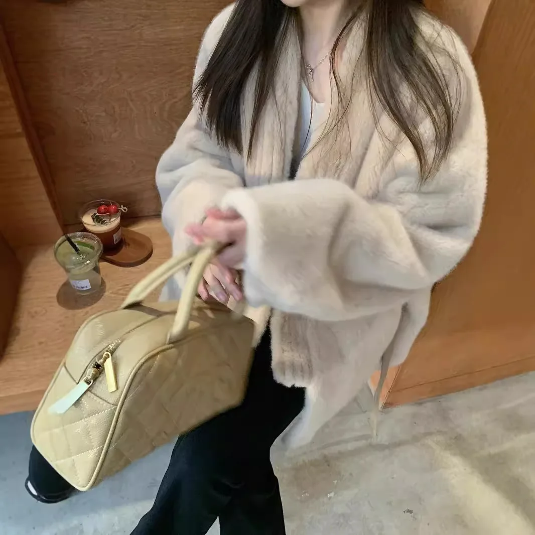 Warm Small Bathrobe~ Lazy Fluffy European Mink Fur Environmentally Friendly Fur Autumn and Winter Women's Jacket Medium and Long