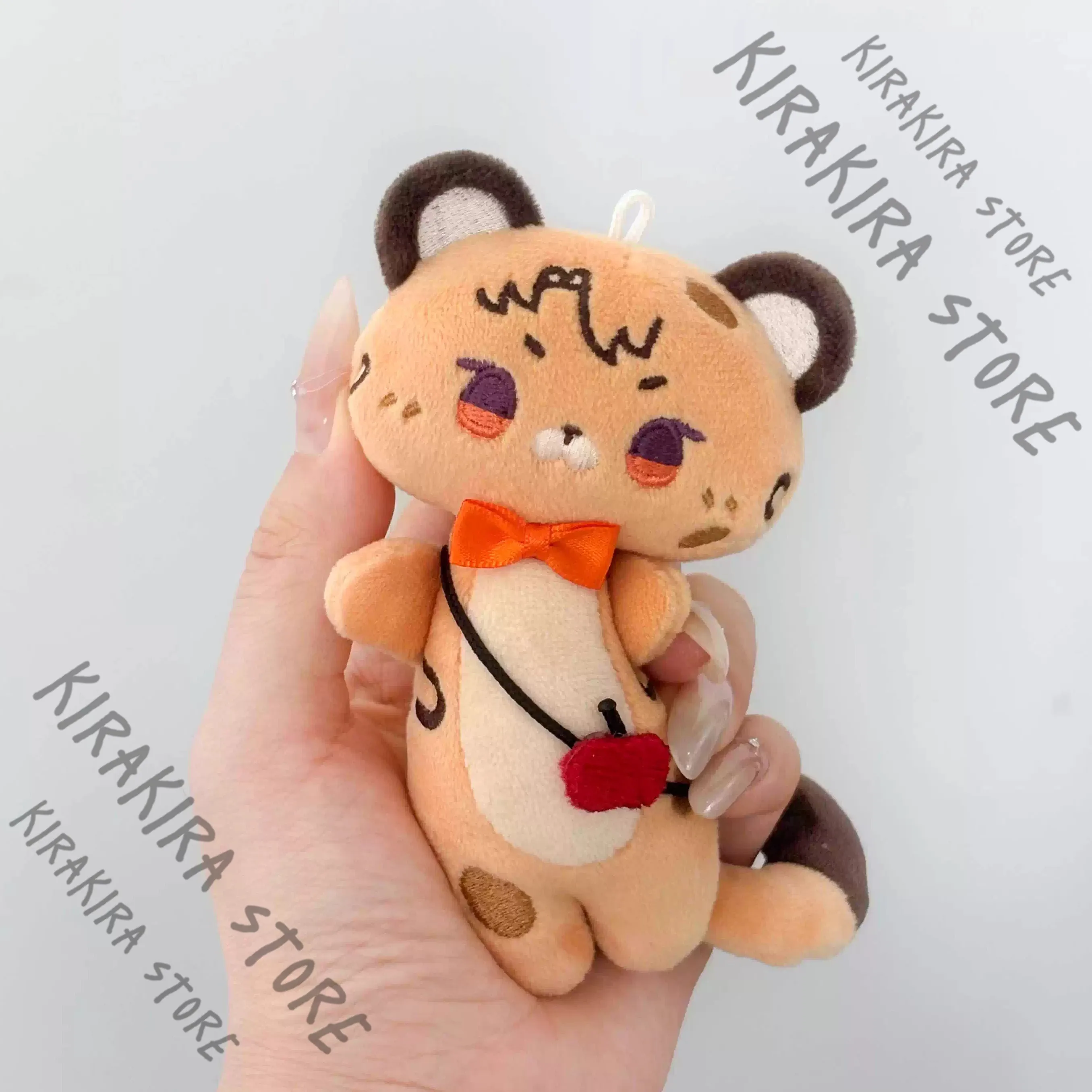 

Caleb Love and Deepspace Cute Maumet Keychain Hanging Drop Mascot Cartoon Leopard Playing Puppet Knickknack Gift Accessories