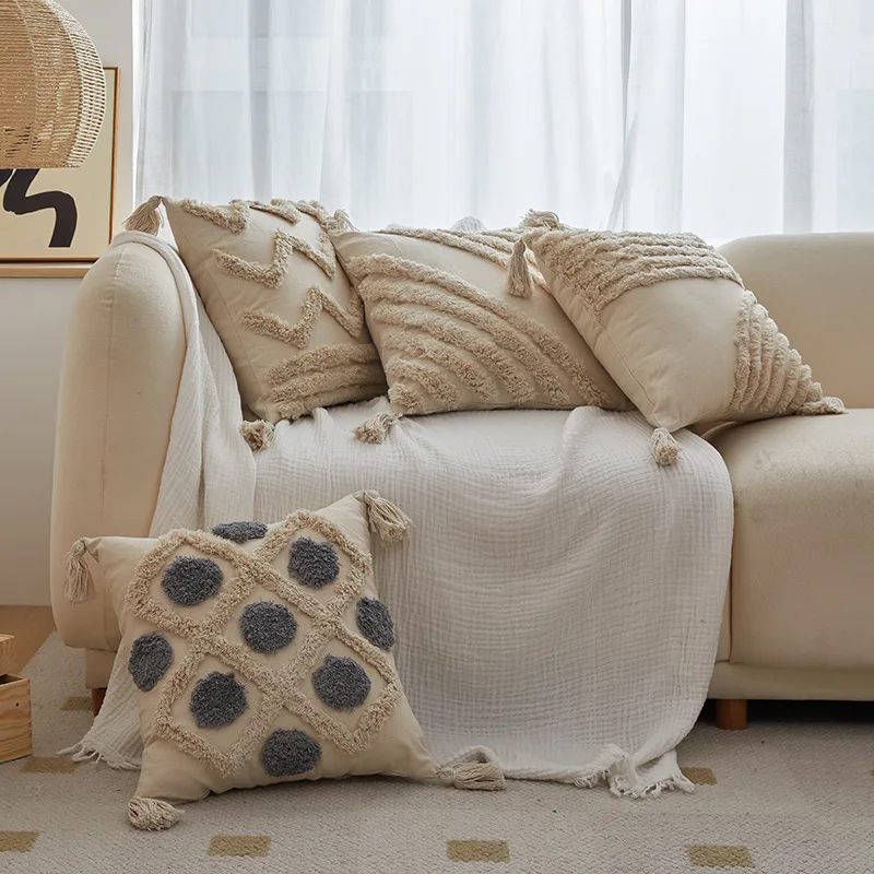 Autumn and Winter New Clustered Fringe Bohemian Style Pillowcase Sofa Living Room Plush Pillow Cushion Cover