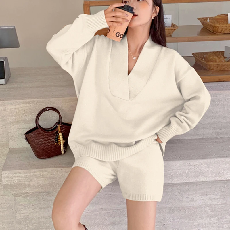

Свободные повседневные вязаные короткие комплекты женские осенне-зимние вязаные свитера с v-образным вырезом и длинными рукавами Шорты с высокой талией Шорты из двух предметов Костюмы