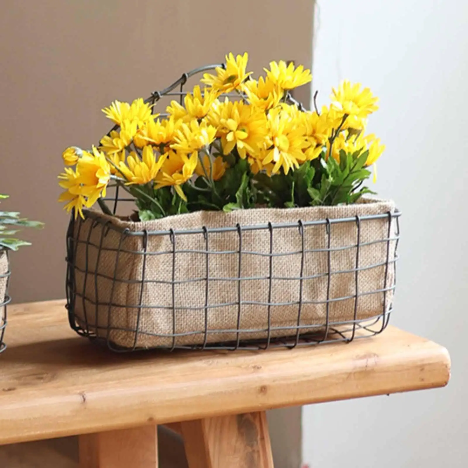 Iron Wire Hanging Basket Door Basket Home Decor Iron Grid with Breathable Linen for Farmhouse Garden Window Wedding Party