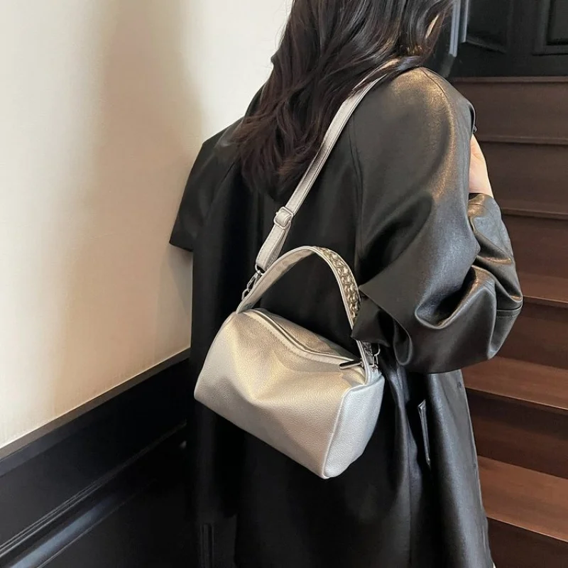 

Women Elegant Crossbody Bag Shoulder Bag Mature Style Spacious Durable Lightweight Work Commute