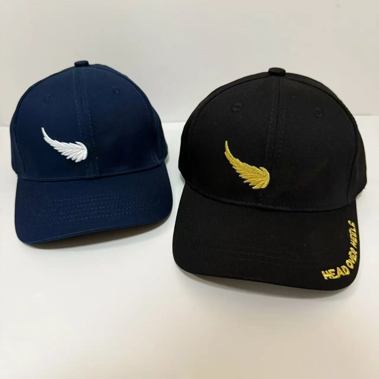 2025 جديد الصيف بلون المرأة zv قبعة بيسبول عادية الرياضة في الهواء الطلق قبعة للسيدات تصميم الرجعية القبعات المطرزة