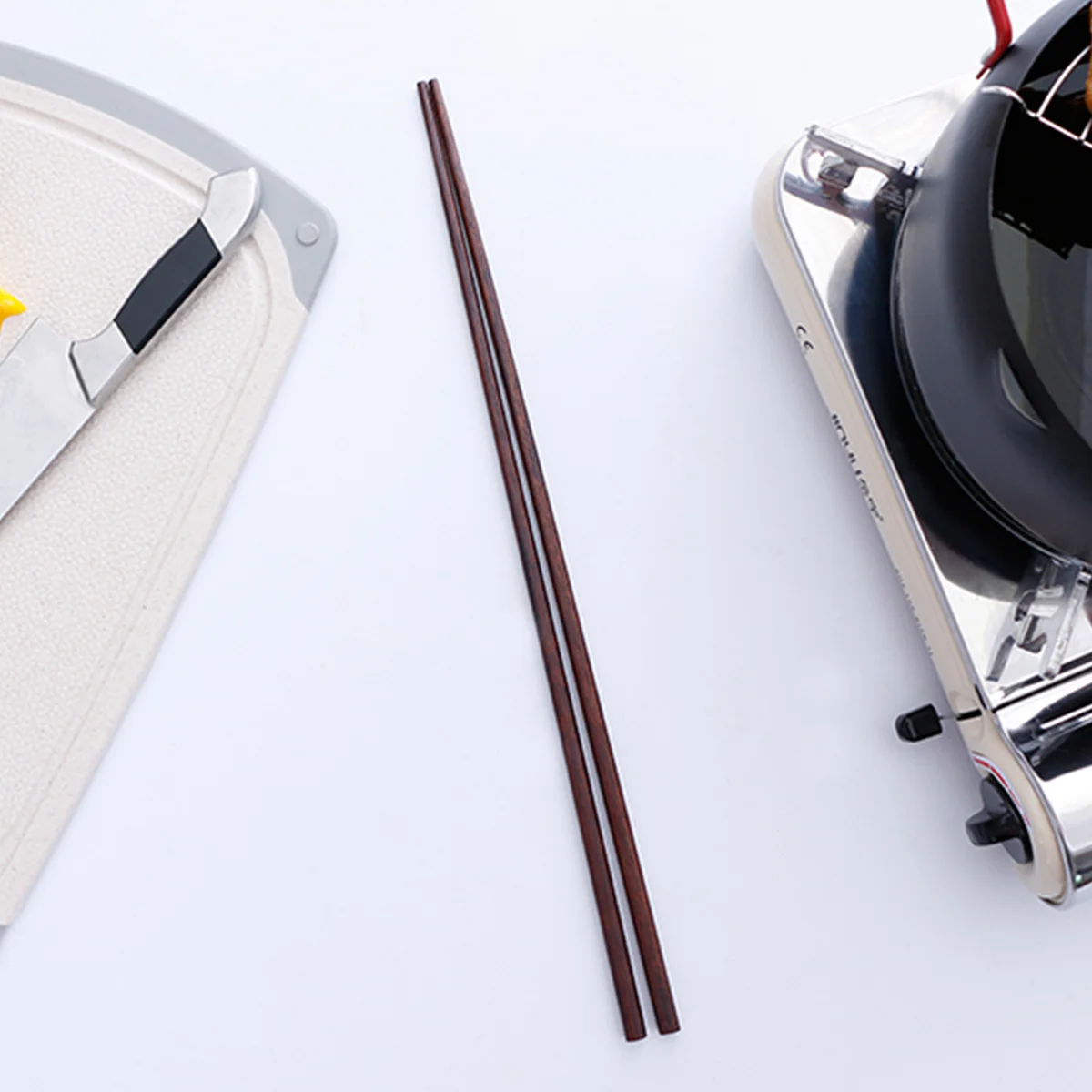 

Wooden Noodles Frying Chopsticks Natural Timber Processed Polished Smooth Long Cooking Kitchen Supplies Heat Resistant