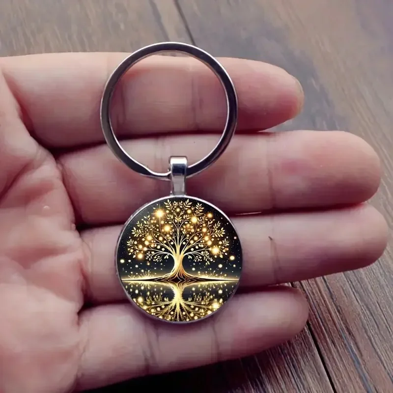 Gilded Tree of Life Round Keychain Starry Sky Reflection Metal Pendant Symbolizing Vitality and Good Luck Bag Charm PortableGift