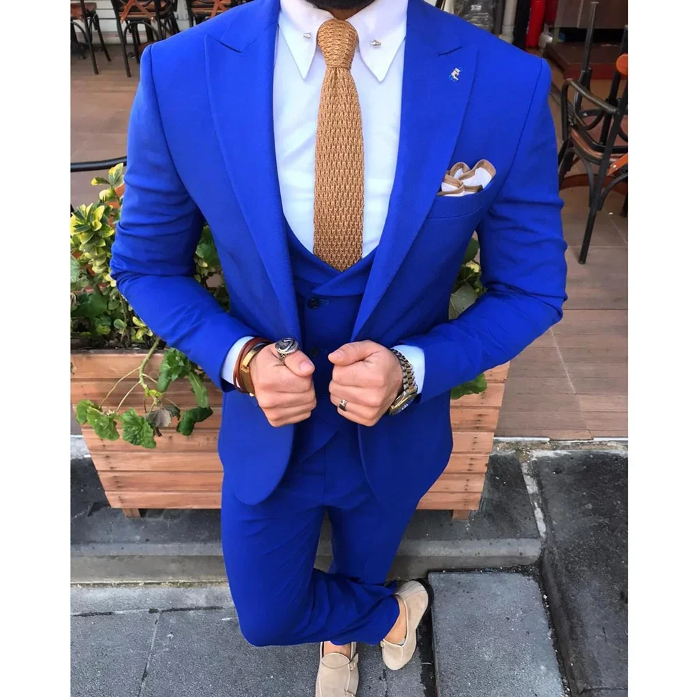 

Elegant Solid Suits for Men 3 Piece (Jacket+Vest+Pants) Chic Peak Lapel One Button Outfits Smart Casual Wedding Party Tuxedo