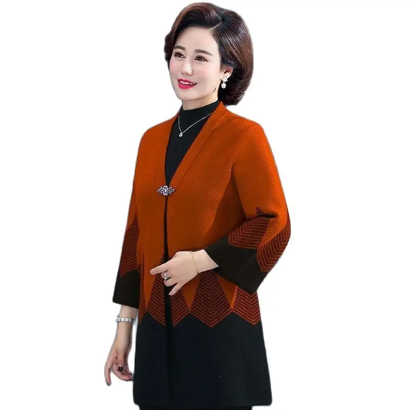 

Autumn Winter Middle-Aged Mother Knit Sweater Cardigan Jacket 2023 New Noble Elegant Women Sweater Coat Female Cardigans 5XL