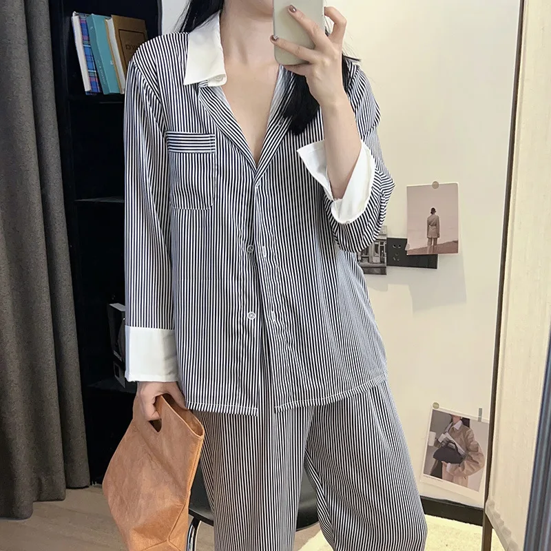 Turn-down Collar Long Sleeved Top and Pants Two Piece Set Printed Pajamas Spring Thin Ice Silk Pajamas Home Clothing for Women