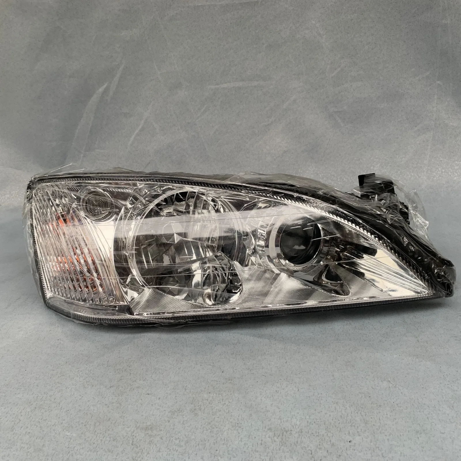 Headlight for Mondeo 4S71-13005-AA 4S71-13005 4S7113005