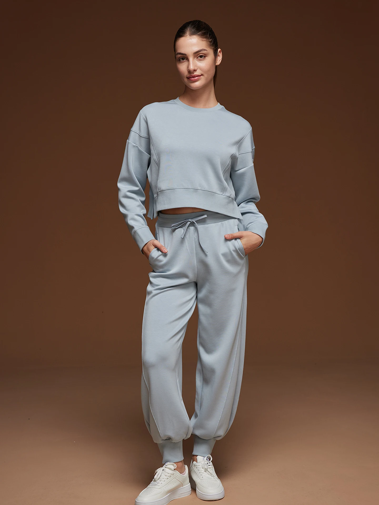 Slimming High Neck Splice Design Sporty Long Sleeve Women's Sweatshirt Loose Overhead Casual Style  Color T-shirt