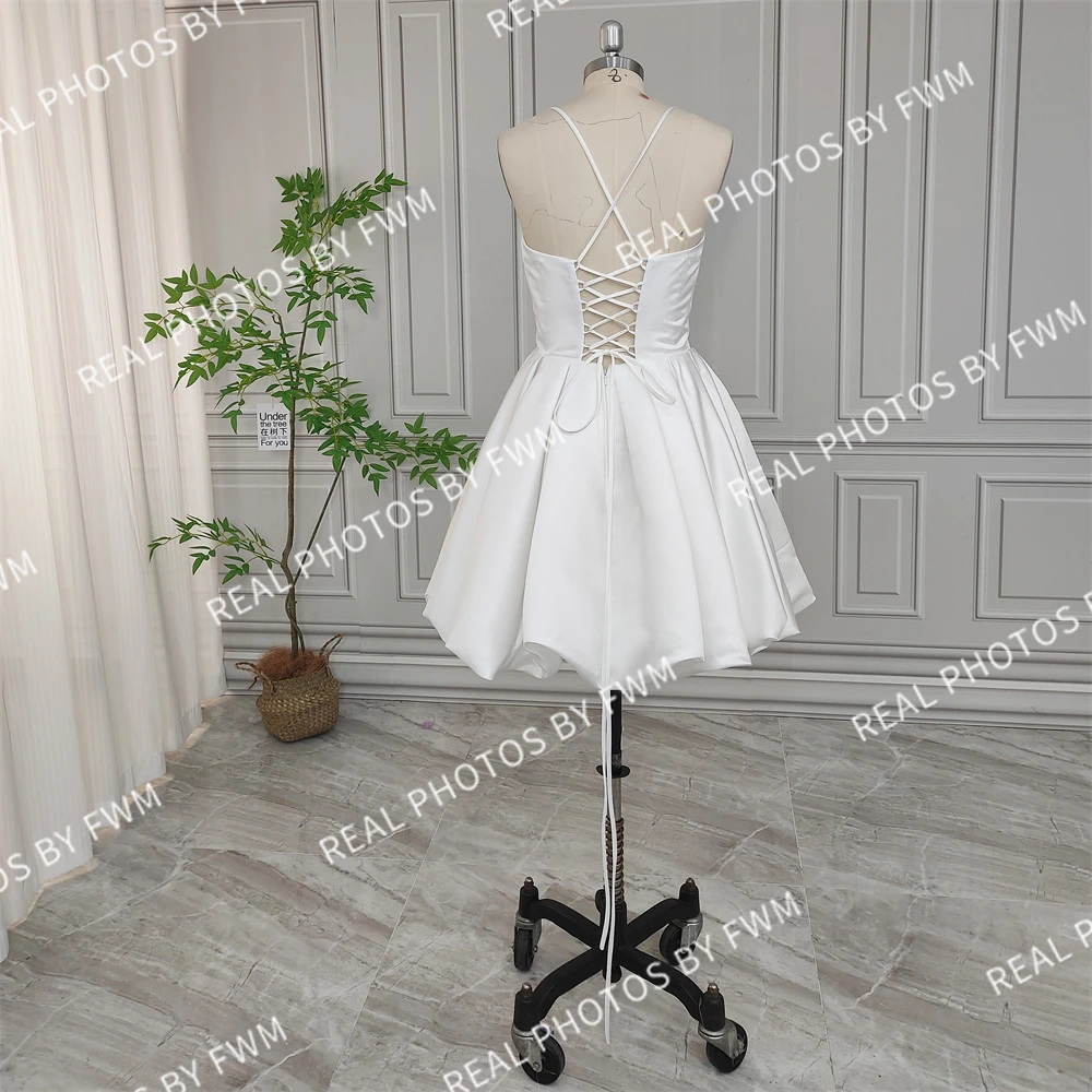 15982# Customzied Simple But Elegant Spaghetti Straps Satin Mini Wedding Dress Women Short Bridal Gown For Paryt Customized