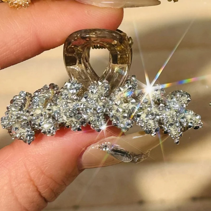 Rhinestones Leaf Shaped Hair Claws Small Size Crystal Wheat Shark Jaws Clamp For Strong Hold Buns Women Girls Daily Use Headwear