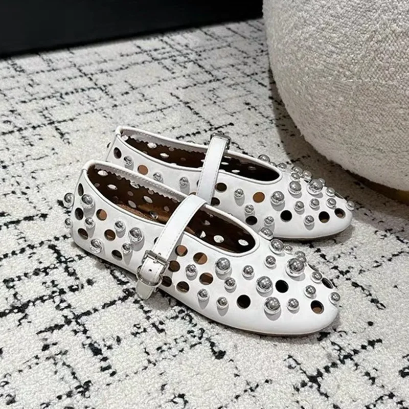

Fashion Women's White Studded Hollow Out Mary Jane Shoes Round Toe Buckle Strap Flats Punk Casual Ballet Shoes Zapatos De Mujer