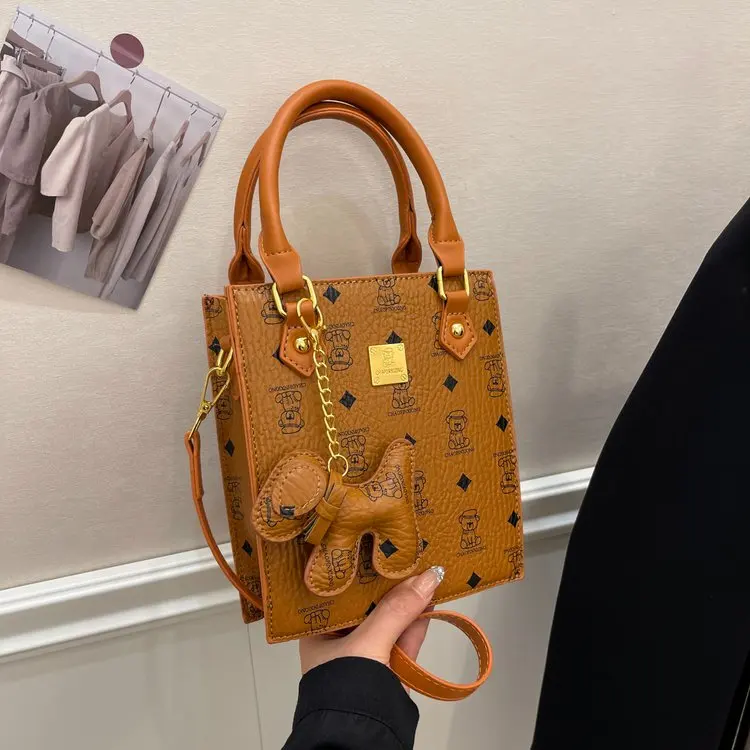 

Новая женская винтажная сумка-кошелек 2026 года, маленькая сумка через плечо в стиле бохо, модная сумка на регулируемом ремешке, универсальная для повседневных выходов