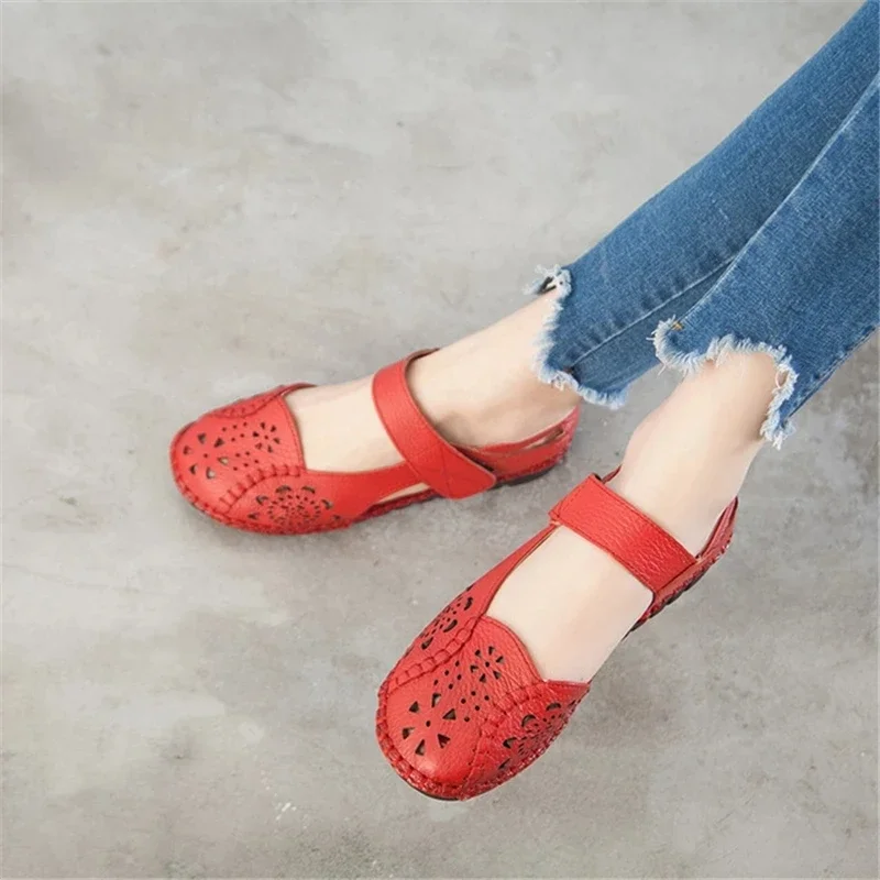 BEYARNE Genuine Leather Breathable Soft Flat Retro Summer Women Shoes Woman Moccasins Buckle Strap Ladies Sandals Luxury