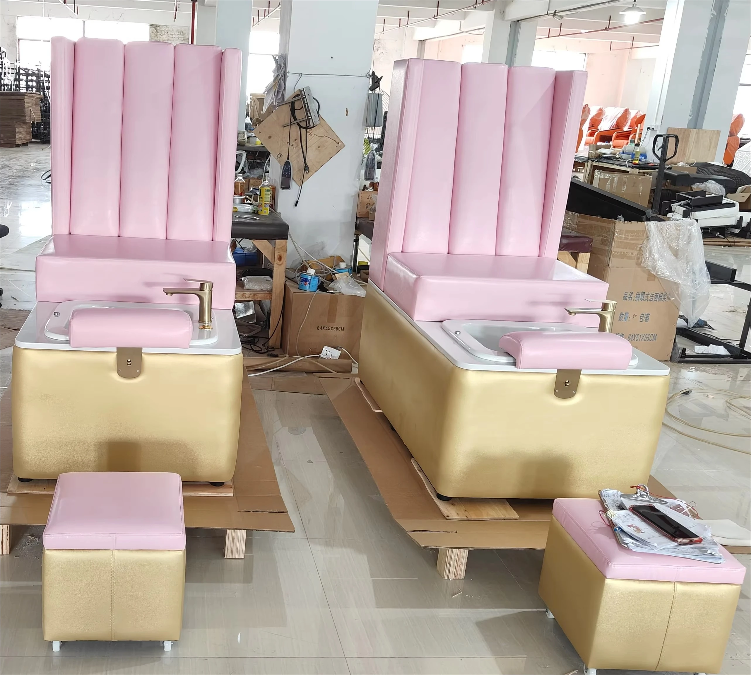 Lead-free pedicure chair Pedicure trolley Pink pedicure chair