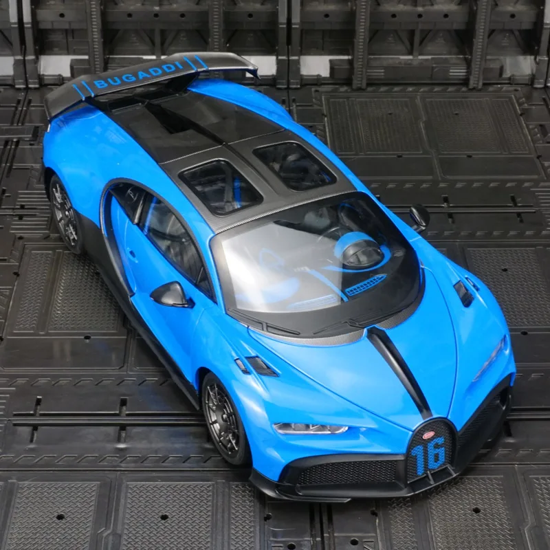 Modelo de coche de carreras de aleación Bugatti Camron 1:18, colección de accesorios de coche, puertas y capó de motor, maletero se puede abrir para niños