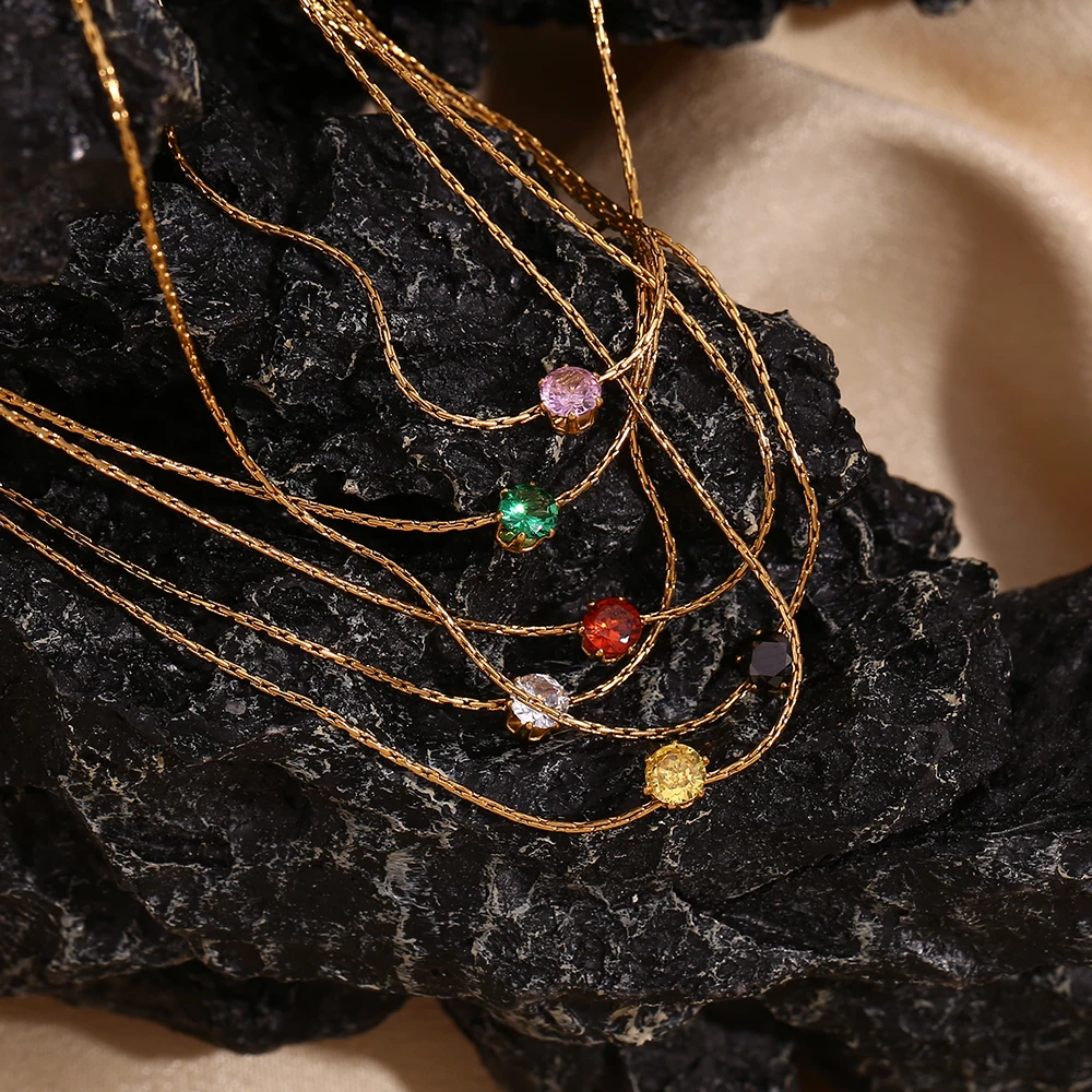 E.B.belle Ultra Fine Woven Chain Mini Zircon Wisiorek Naszyjnik 316L Naszyjnik ze stali nierdzewnej 18K pozłacane akcesoria