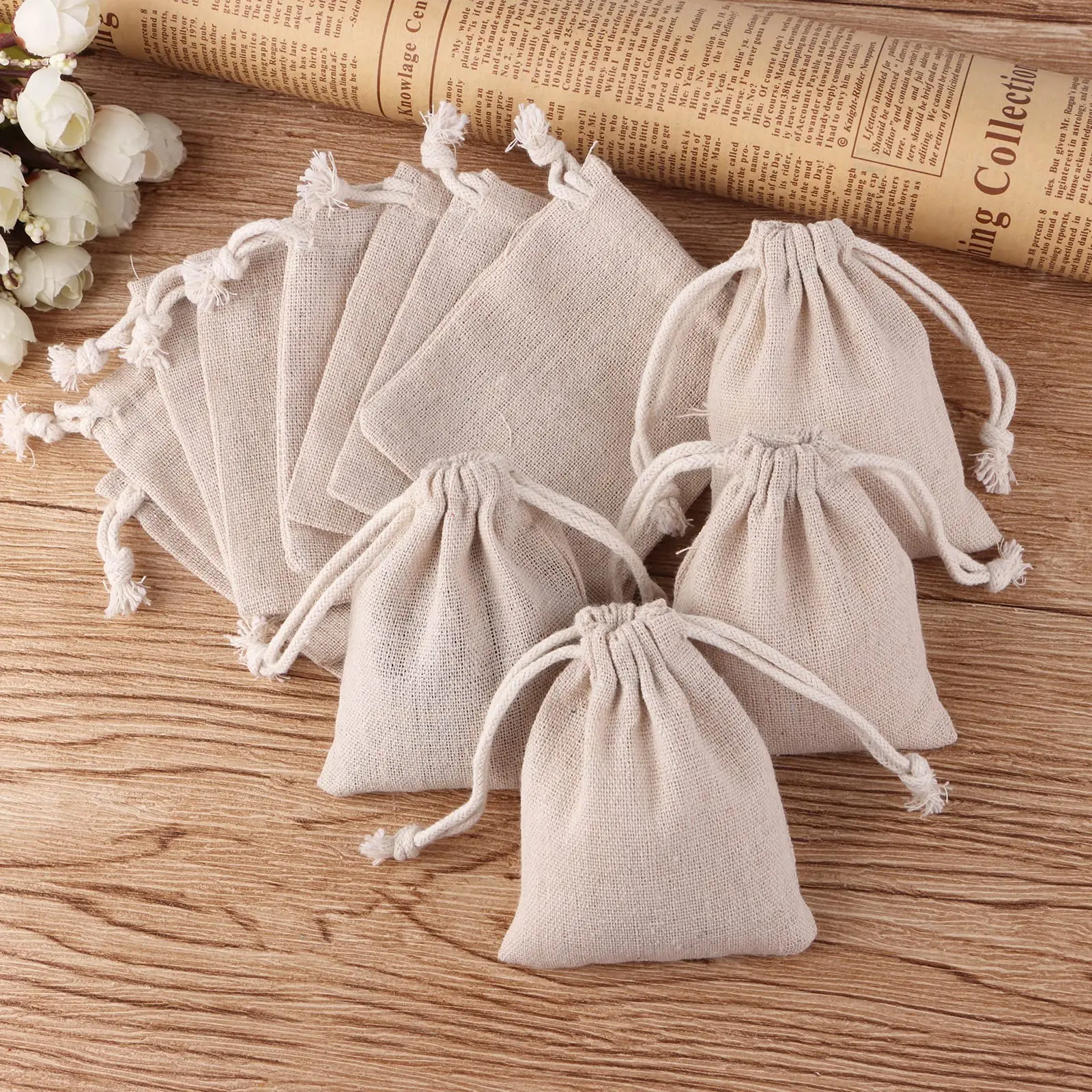 

10Pcs Burlap Gift Bags with Drawstring, Burlap Favor Sacks, Mini Gift Wrapping Bags for Wedding Festival Party Favors, DIY Craft