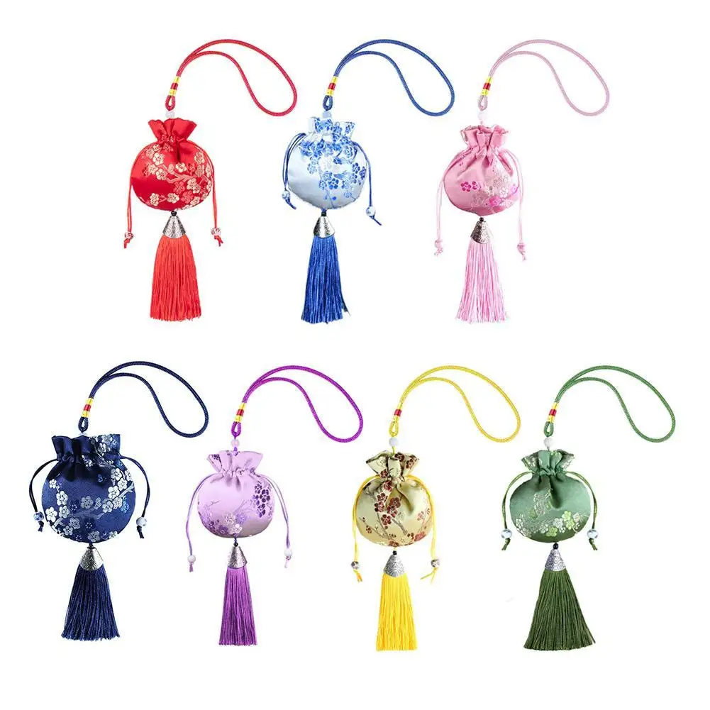 Bolsa de bolsita de estilo chino, patrones de bordado tradicional, motivos auspiciosos, tela de brocado de seda, regalo colgante para el hogar y el coche, 1 ud.