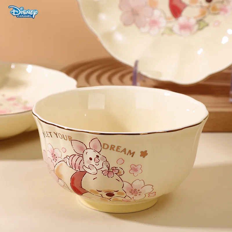 Disney 4.8 in Winnie the Pooh Ceramic Bowl Children's Large Capacity Tableware Household Gold Rimmed Rice Bowl Kitchen Tableware