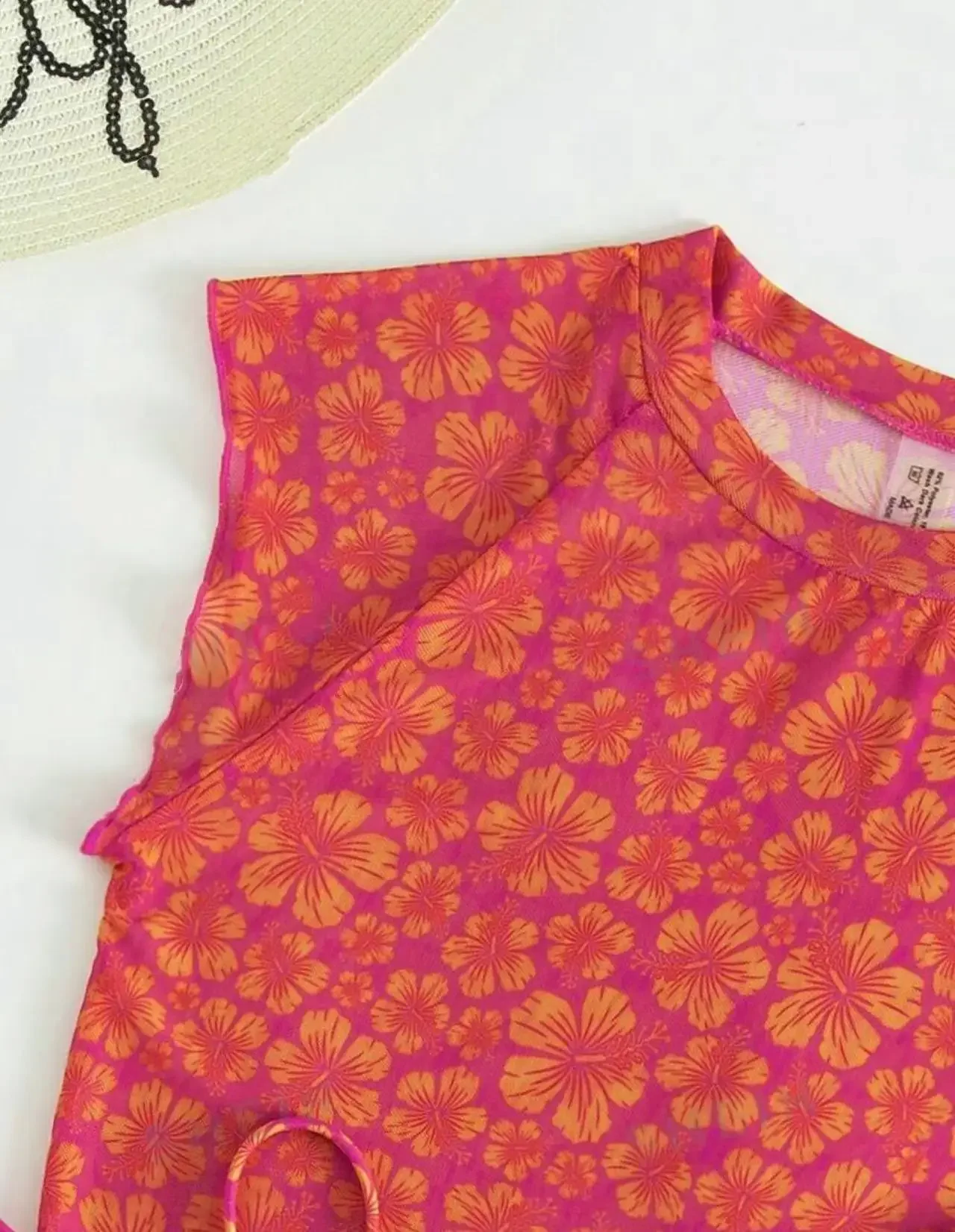 Set bikini rosso a vita alta da donna 3 pezzi con top corto a collo alto costume da bagno femminile costumi da bagno floreali da spiaggia costumi da bagno pantaloncini