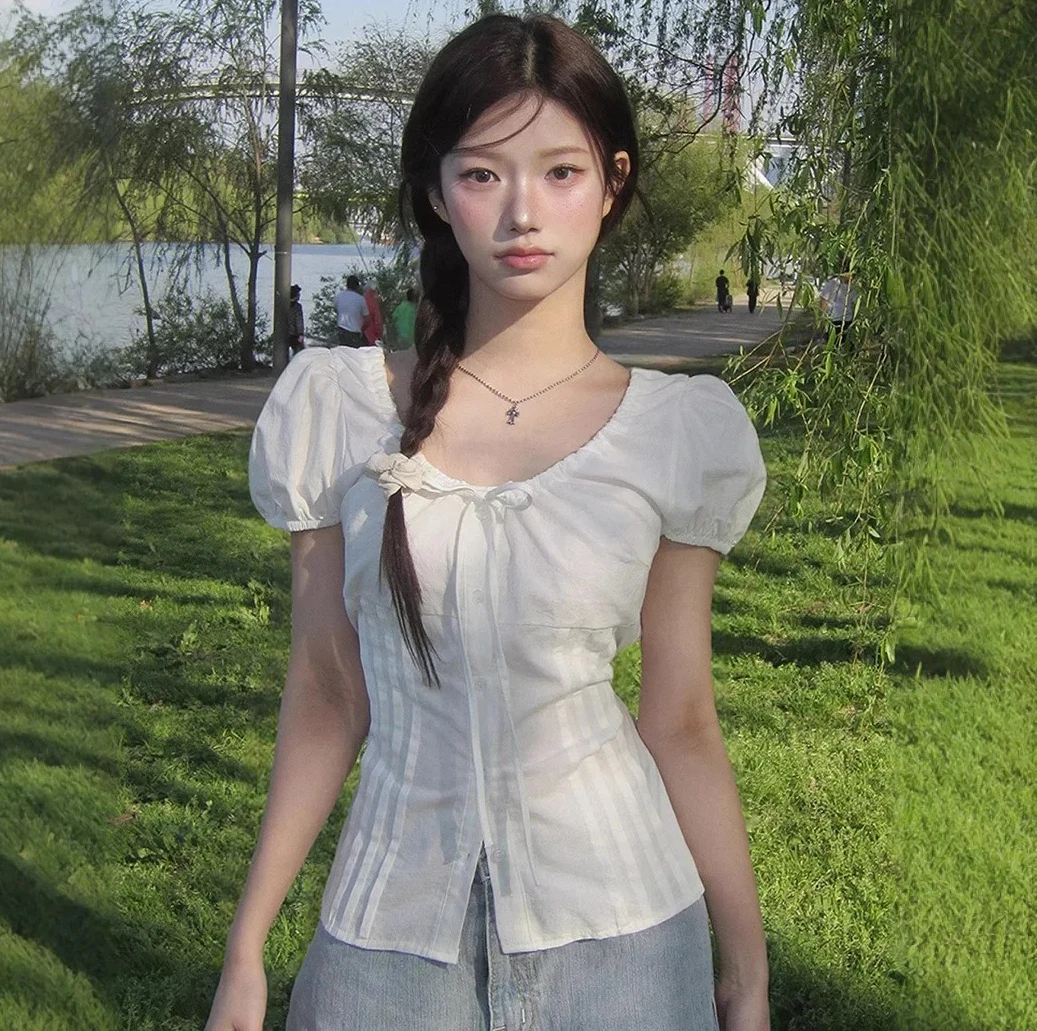 

Design sense niche forest style waist pinching French top casual loose Japanese retro style JK short sleeved shirt