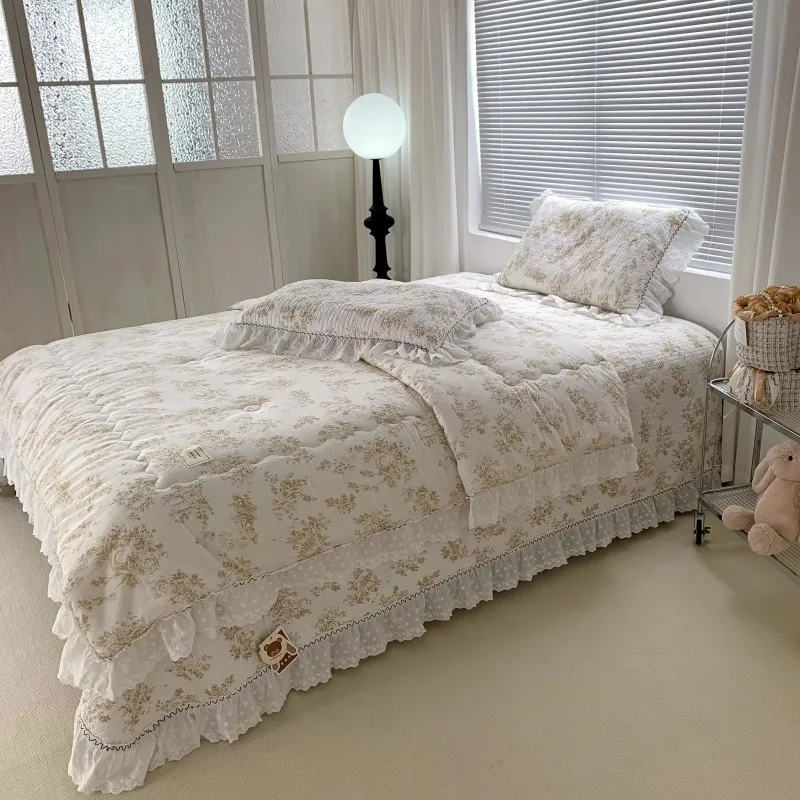 Boho Floral Reversible Queen 4Pcs Quilted Quilt Bedding Set 100%Cotton Ultra Soft Lightweight Summer Quilt Bedspread 2Pillowcase