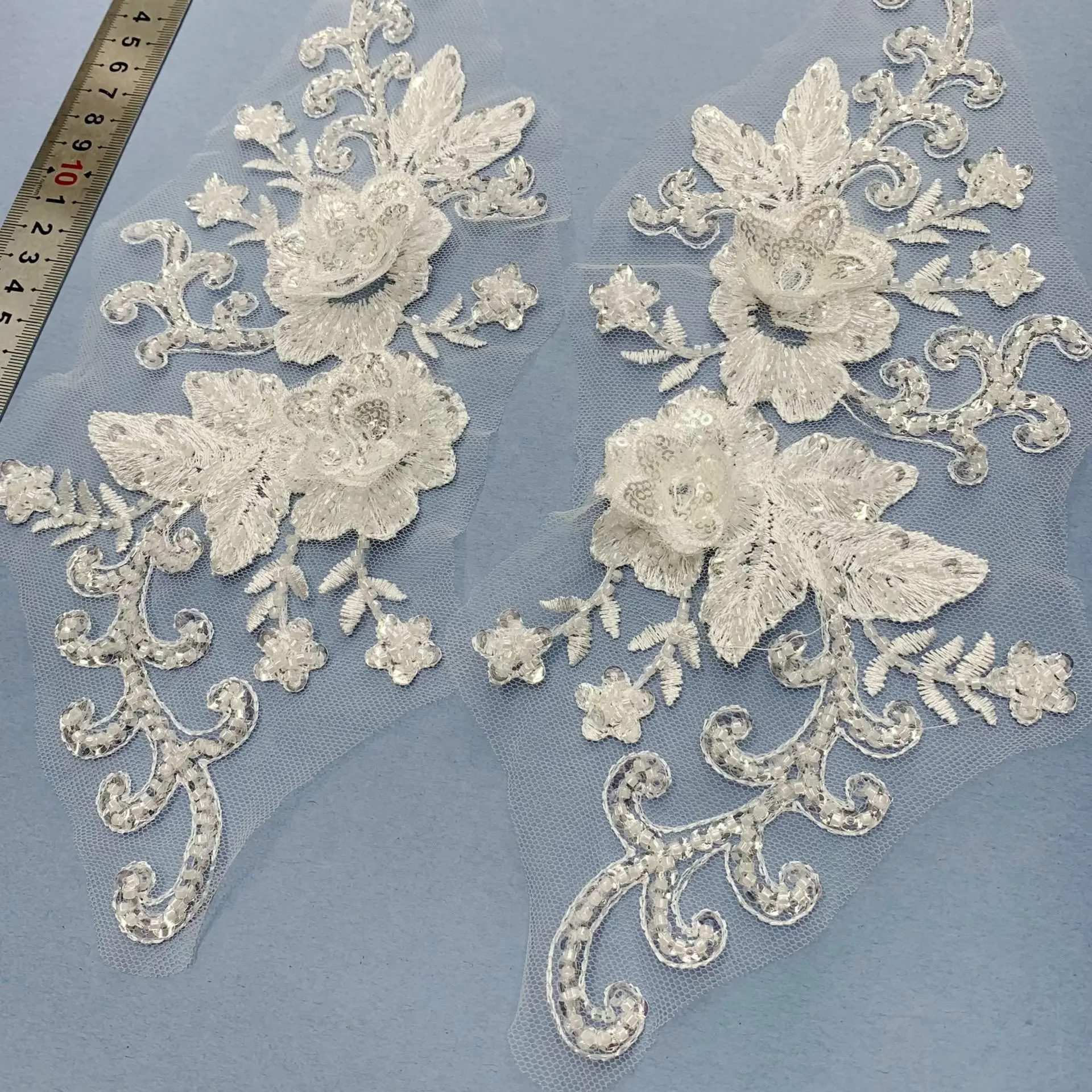 3D Floral Patches Sequin Ivory Fabric Tulle Lace Embroidery Appliqued Trims for Wedding Dresses Costumes Bridal Material