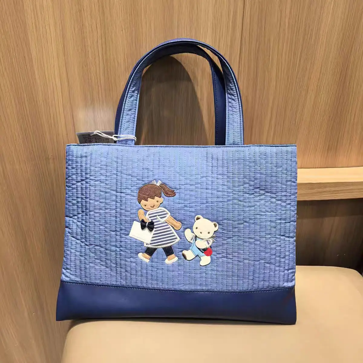 

Familiar Handbag Embroidered Bear Cartoon Student Crossbody Bag