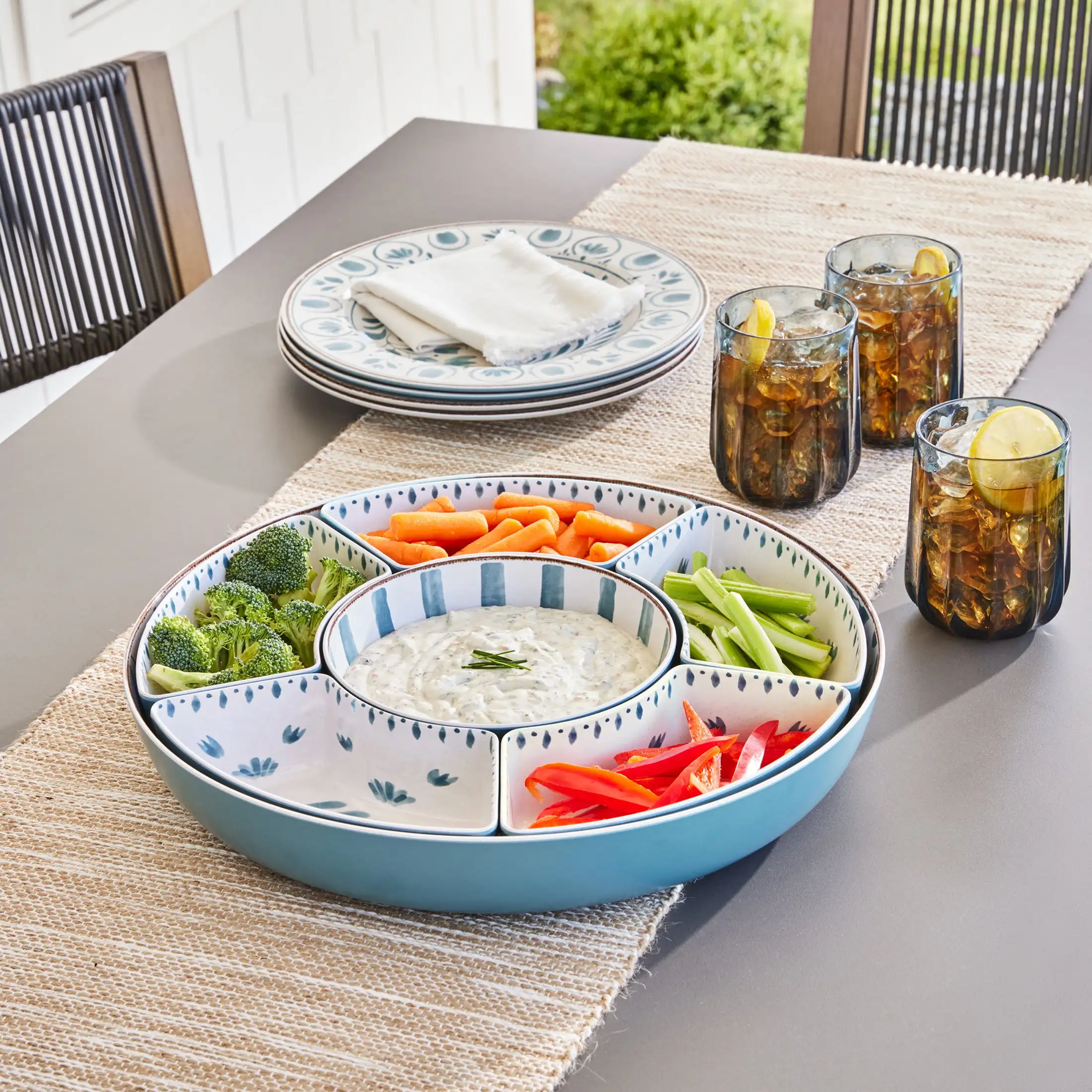 Better Homes & Gardens 대나무 멜라민 칩 및 딥 트레이, 블루