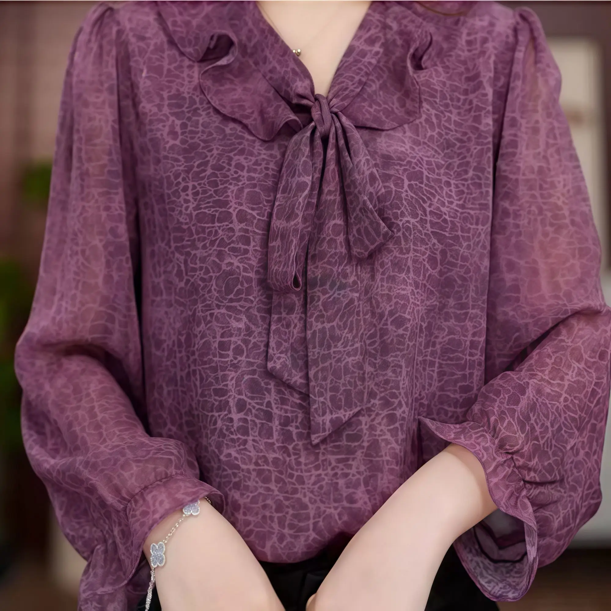 

Long Sleeve Shirts Womens Chiffon Polka Dot Blouses Puff Sleeves Slim Fit Button Front Minimalist Preppy Feminine Streetwear