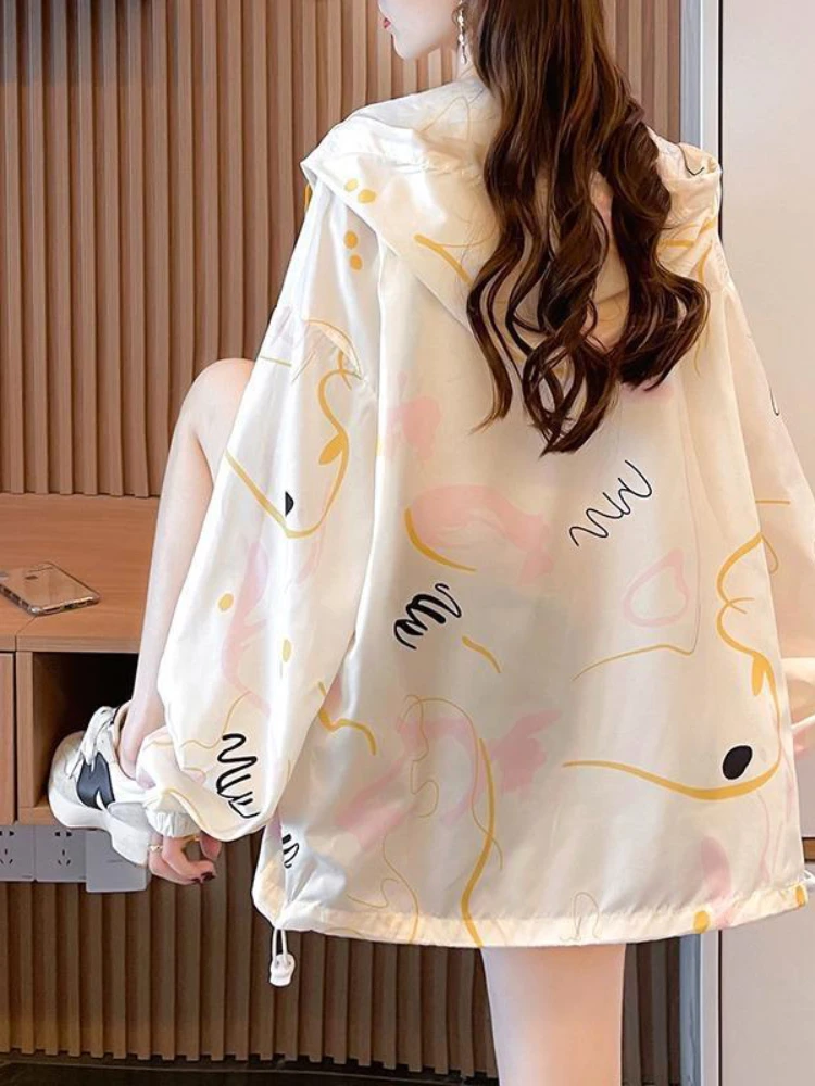 Summer Windbreaker Jacket Women Loose Lady Thin Breathable Coat Sun Protection Clothes Outdoor Sportwear Top Lightweight