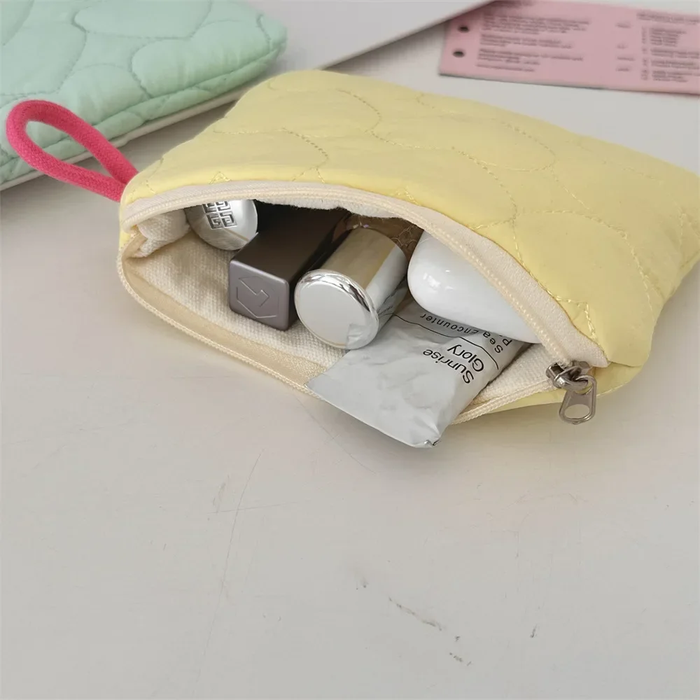 New Quilted Candy Colored Coin Purse Coin Pouch Mini Sanitary Napkin Storage Bag Portable Pocket Wallet Mini Purse Cute Purse