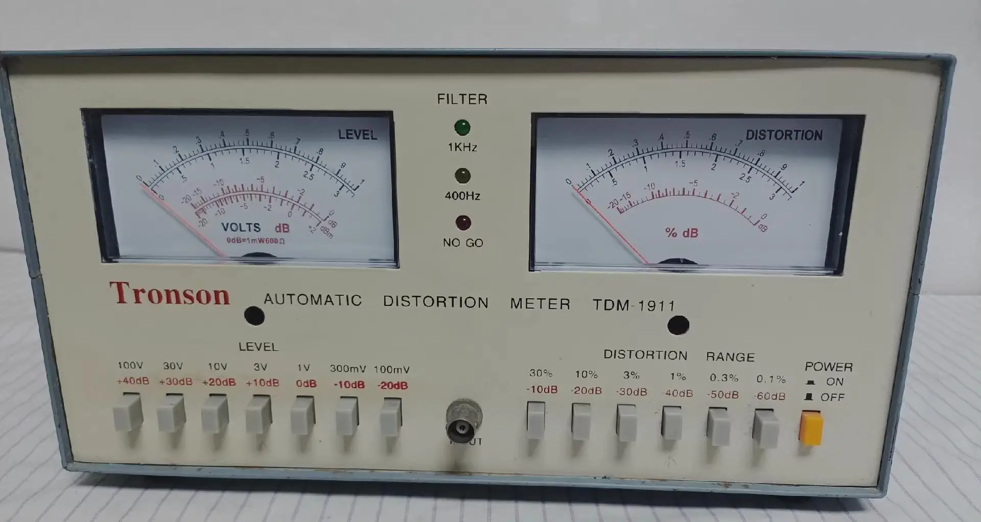 Tronson TDM-1911 Audio audio headset level automatic distortion detector Tester 100mV~100V Scope: 0.01% - 30%