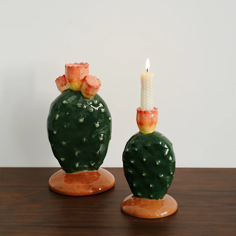 Creative cactus shaped ceramic candlestick, retro home decoration ceramic candlestick ornaments, hand-painted plant candlestick