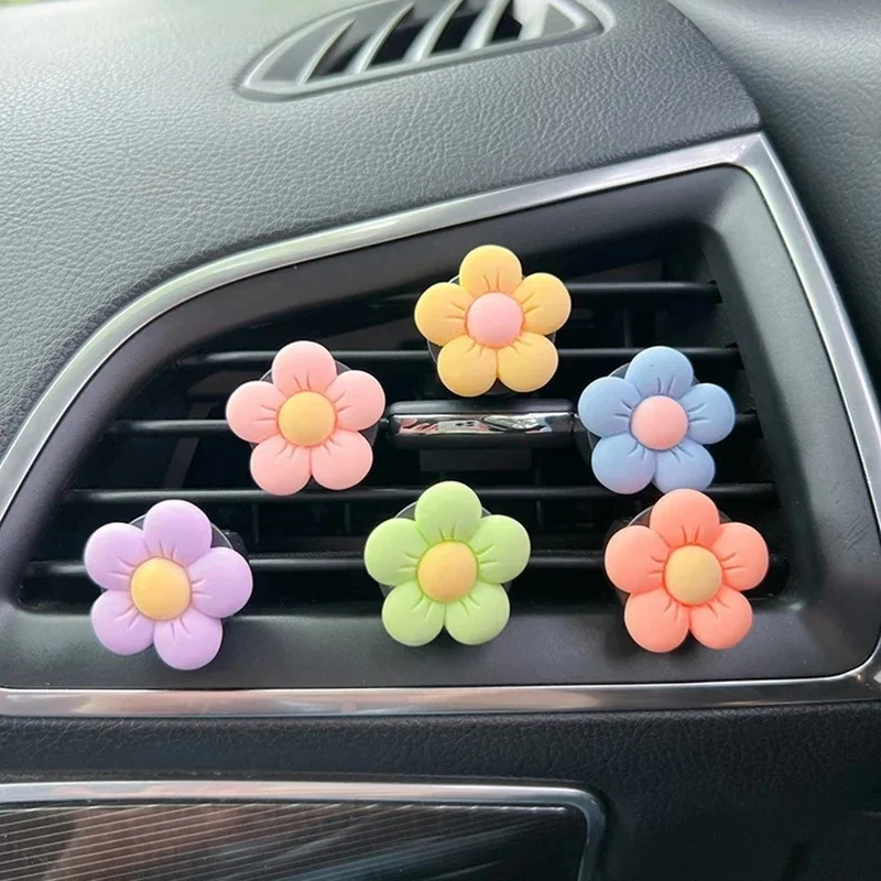 1/2pcs Cute Flower Aromatherapy Car Air Outlet Perfume Clip Air Freshener Colorful Flora Car Interior Decor Auto Accessories