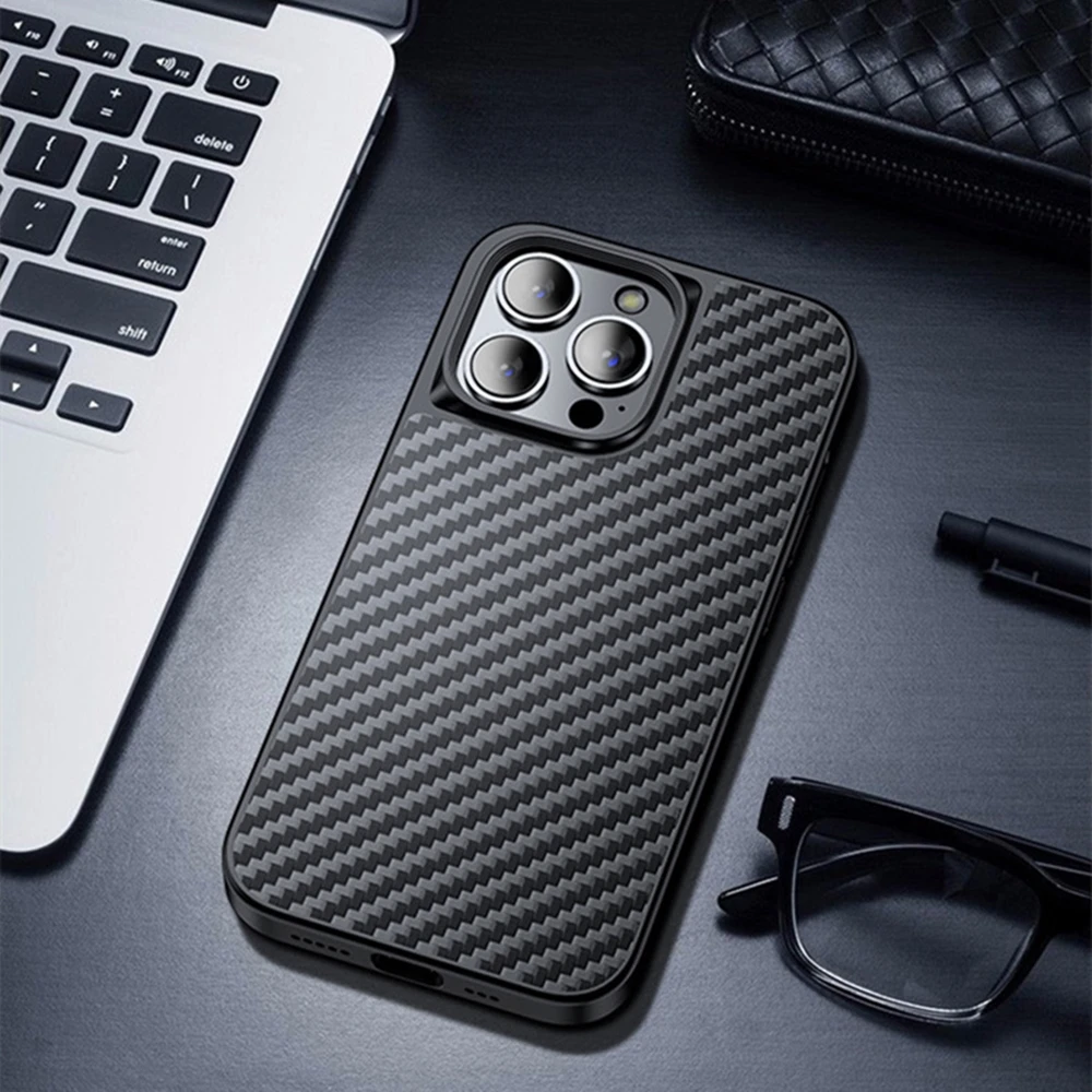 Designed for iPhone 13 14 Pro Max Plus  Aramid Fiber Case， Built with magnetic Case