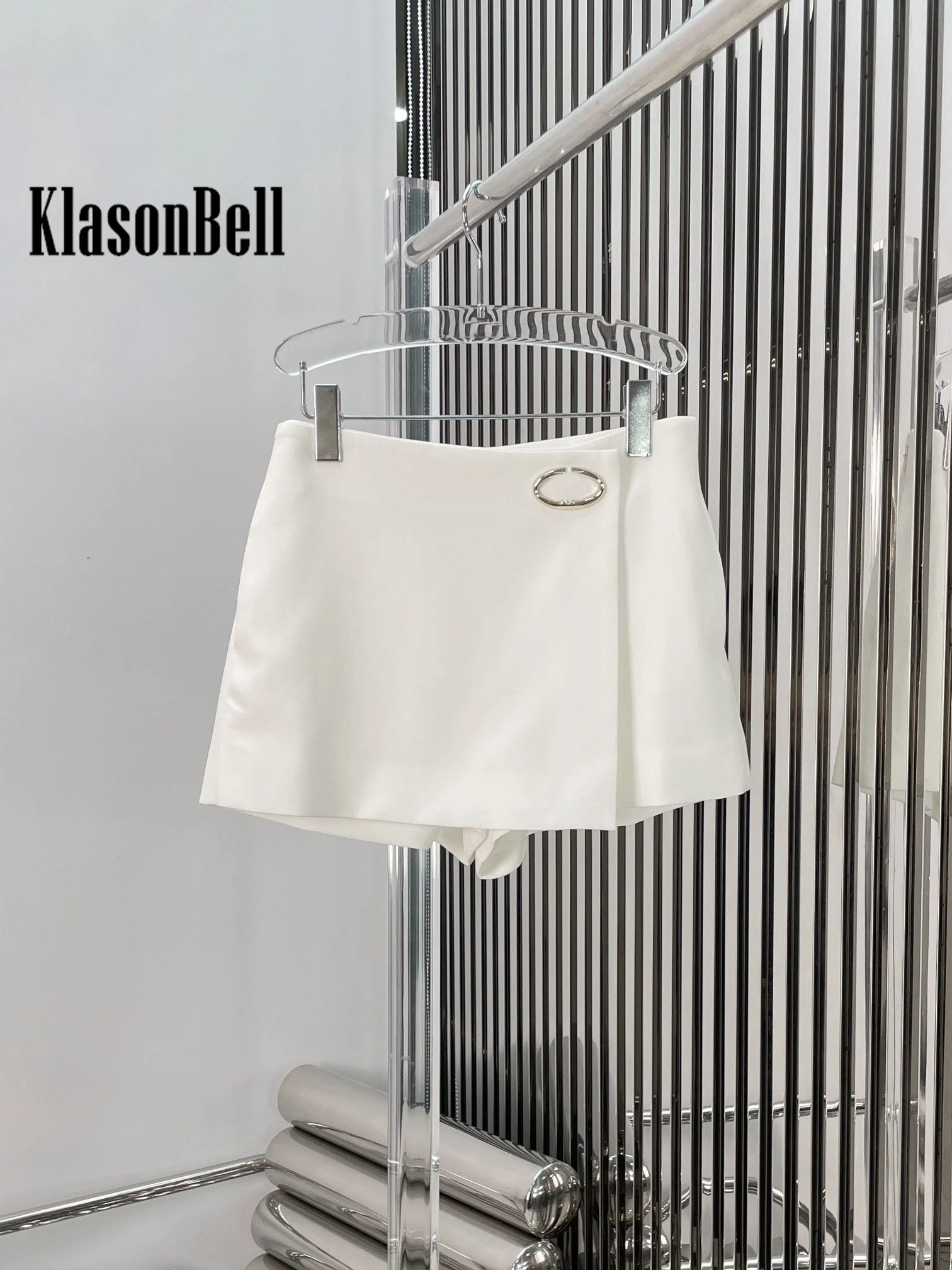 7.13 KlasonBell Women Fashion All-matches Letter Metal Button Decoration Split Skirt Shorts 2024 Summer New