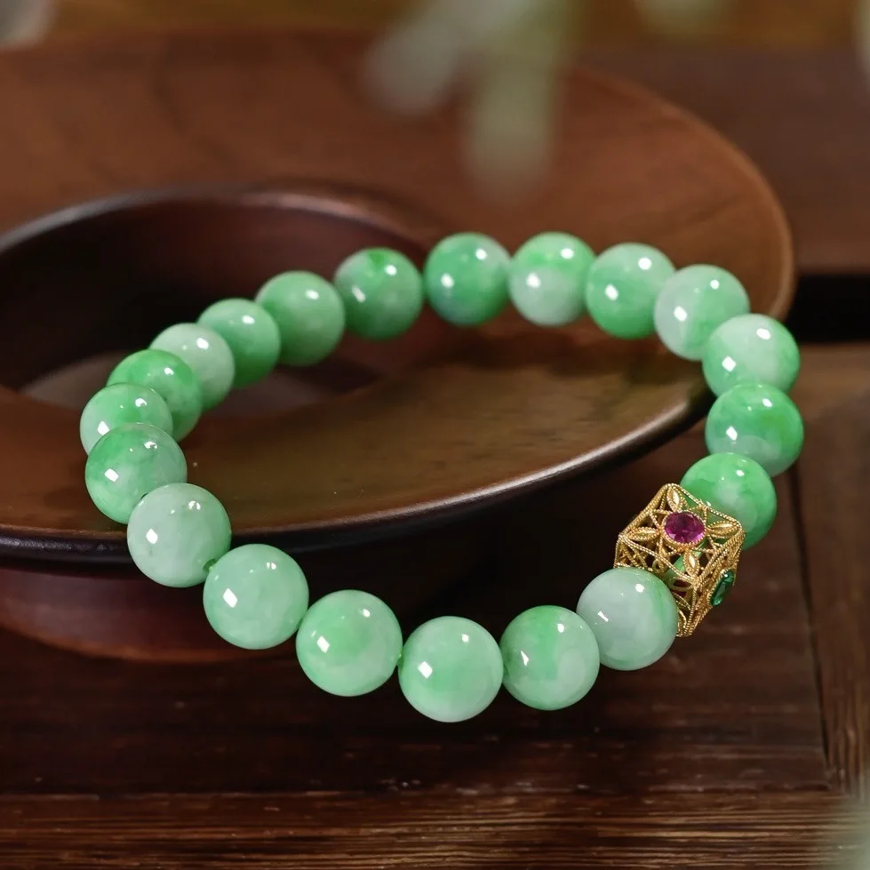 Vintage Natural A Grade Spicy Green Jadeite Round Bead Bracelet 18K Gold Setting Elegant Chinese Style Ladies Jewelry