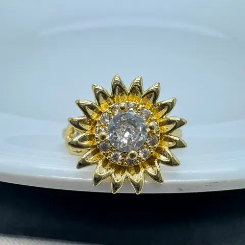 Women's Silver Plated Adjustable Sunflower Zircon Spinner Ring Trendy Daily Party Wedding Wear Jewelry Gift for Girls
