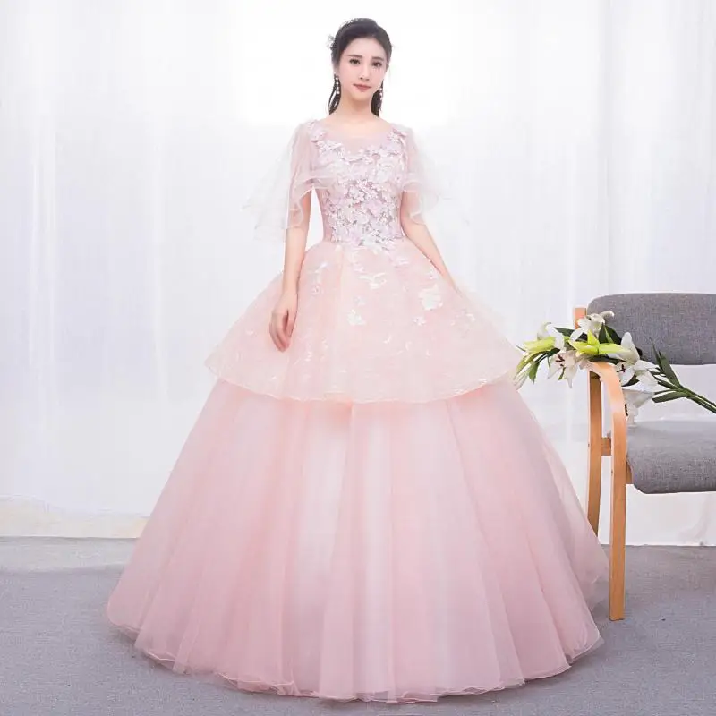 Vestidos de quinceañera de color rosa claro, dulce cuello redondo, Apliques de encaje, vestido de baile con flores, moda para mujer, Suknia Balowa escalonado personalizado