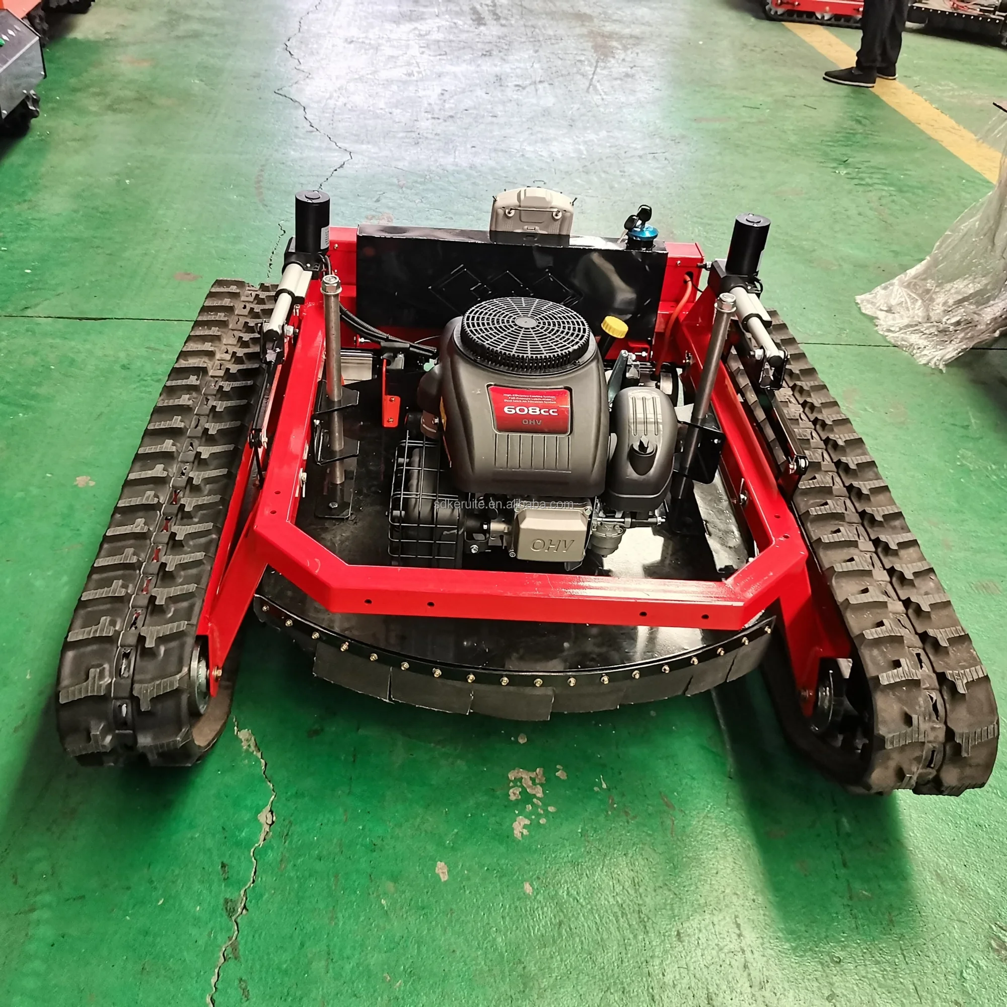 

800mm CE/EPA Approved Remote Control Loncin 608cc Remote Start Crawler Lawn Mower for Sale