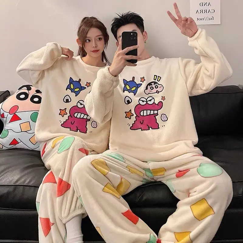 Kawaii Crayon Shin-Chan Couple - Winter Clothing Japan reseña y precio