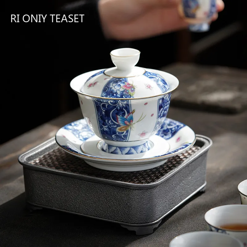 

140ml Chinese Handmade Blue and White Porcelain Gaiwan Teacup Ceramic Tea Tureen Household Tea Bowl Travel Portable Teaware