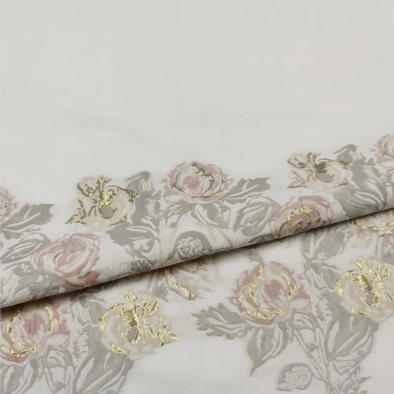 

Elegant gold thread bouquet jacquard dress fabric brocade white dark-patterned positioning