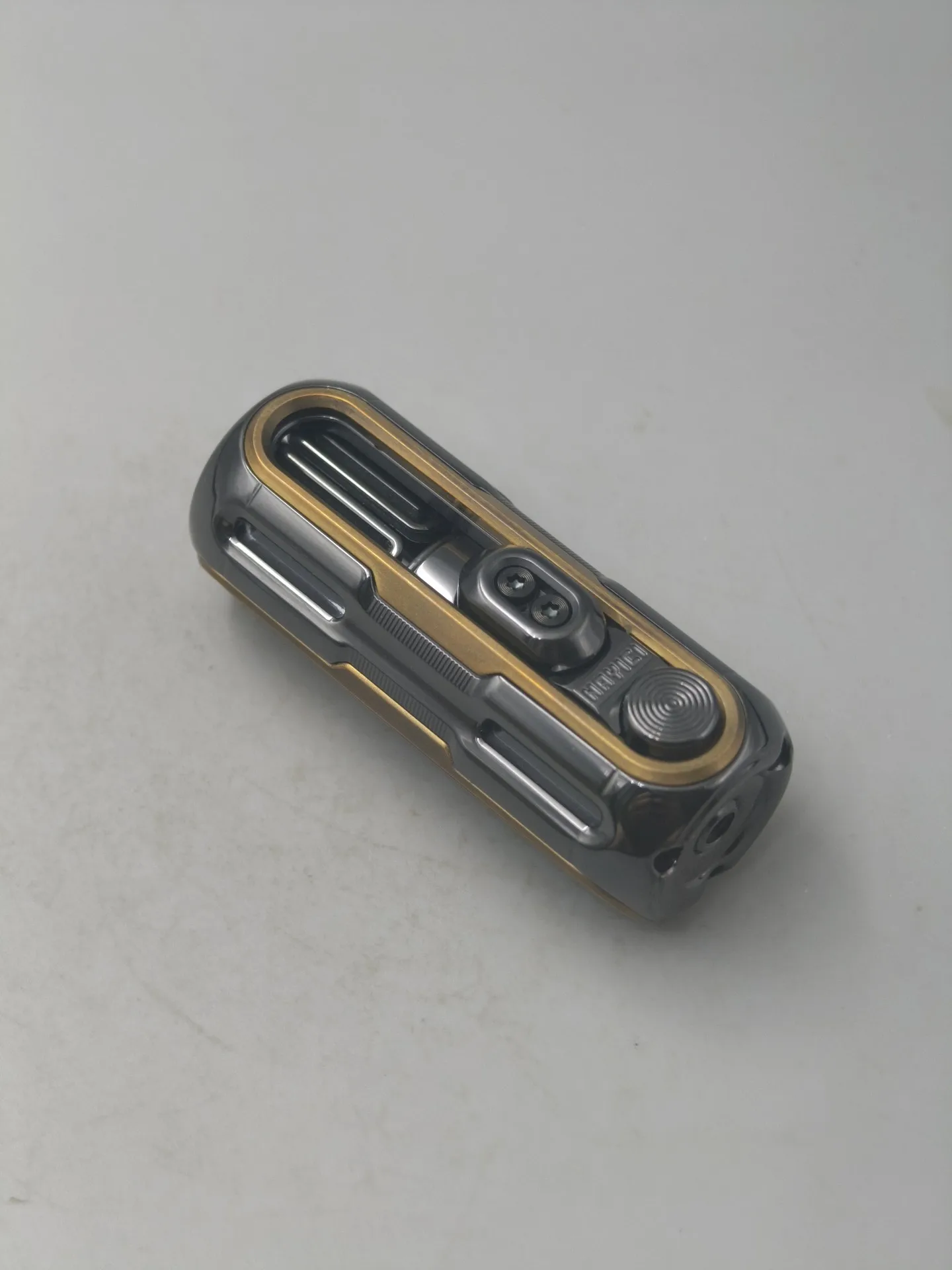 Used EDC Nan Sakura Banner, Heavy Gunner, Mechanical Push Card Edc Metal Decompression Toy Tide Play Black
