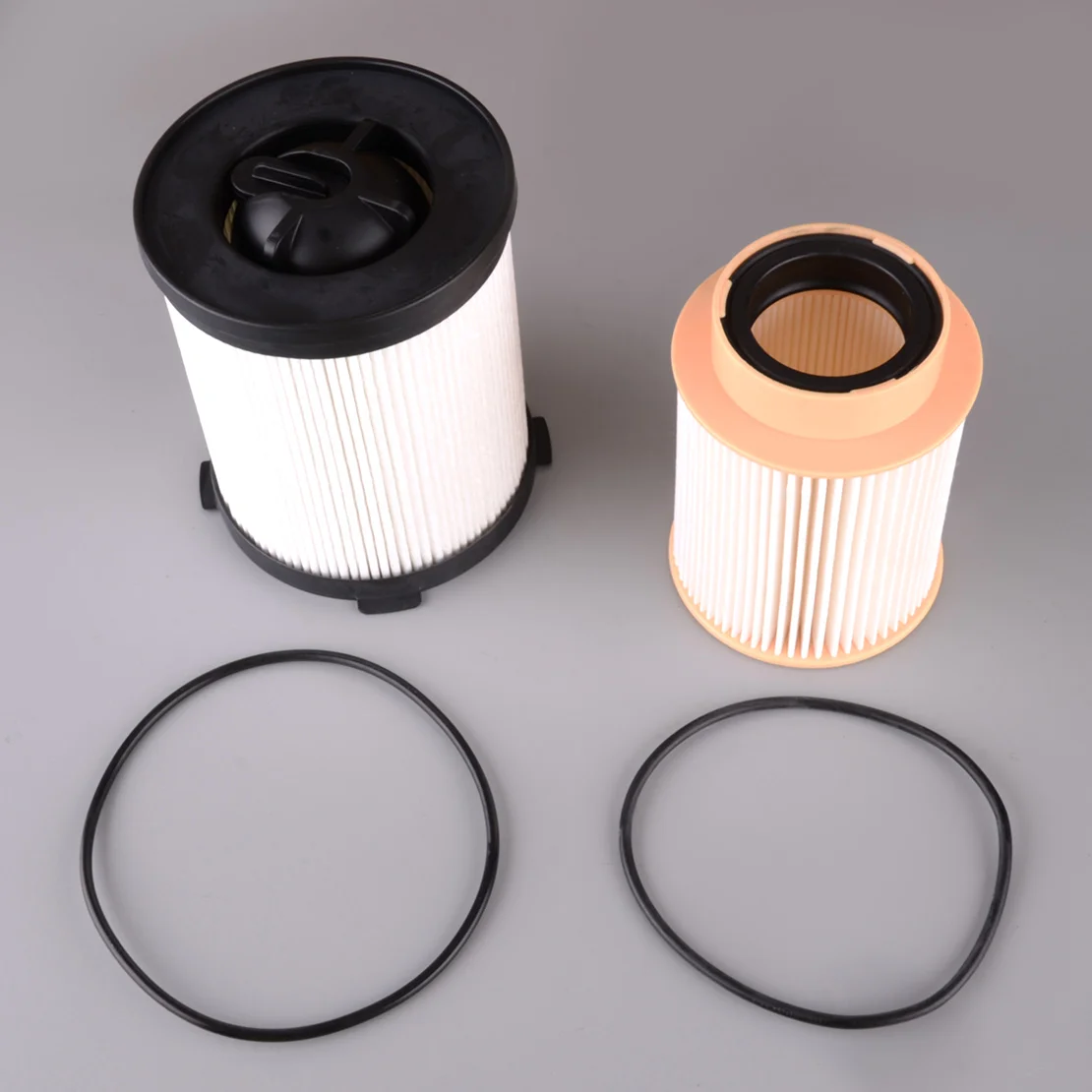 

Комплект топливного фильтра 16403EZ40A 16403EZ41A FF63017NN FS53029NN 4360105, подходит для Nissan Titan XD 5.0L V8 Дизельных Двигателей 2015-2019, 2 шт.